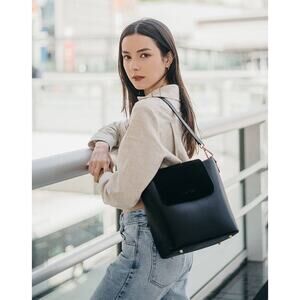 Gatta Luxury Camera Bag Christie Noir Black Shoulder Bag
